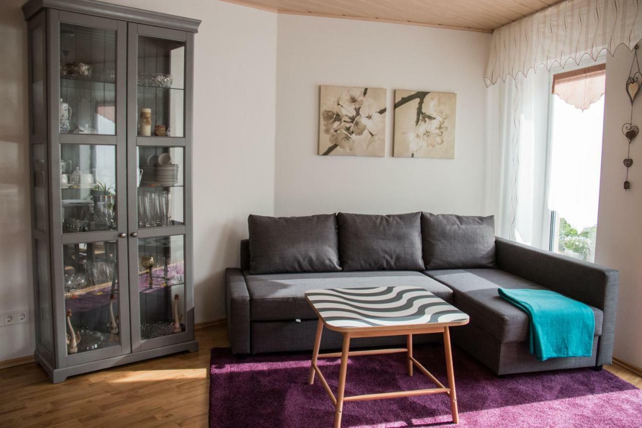 Ferienwohnung Helbig Allendorf an der Lumda Bagian luar foto